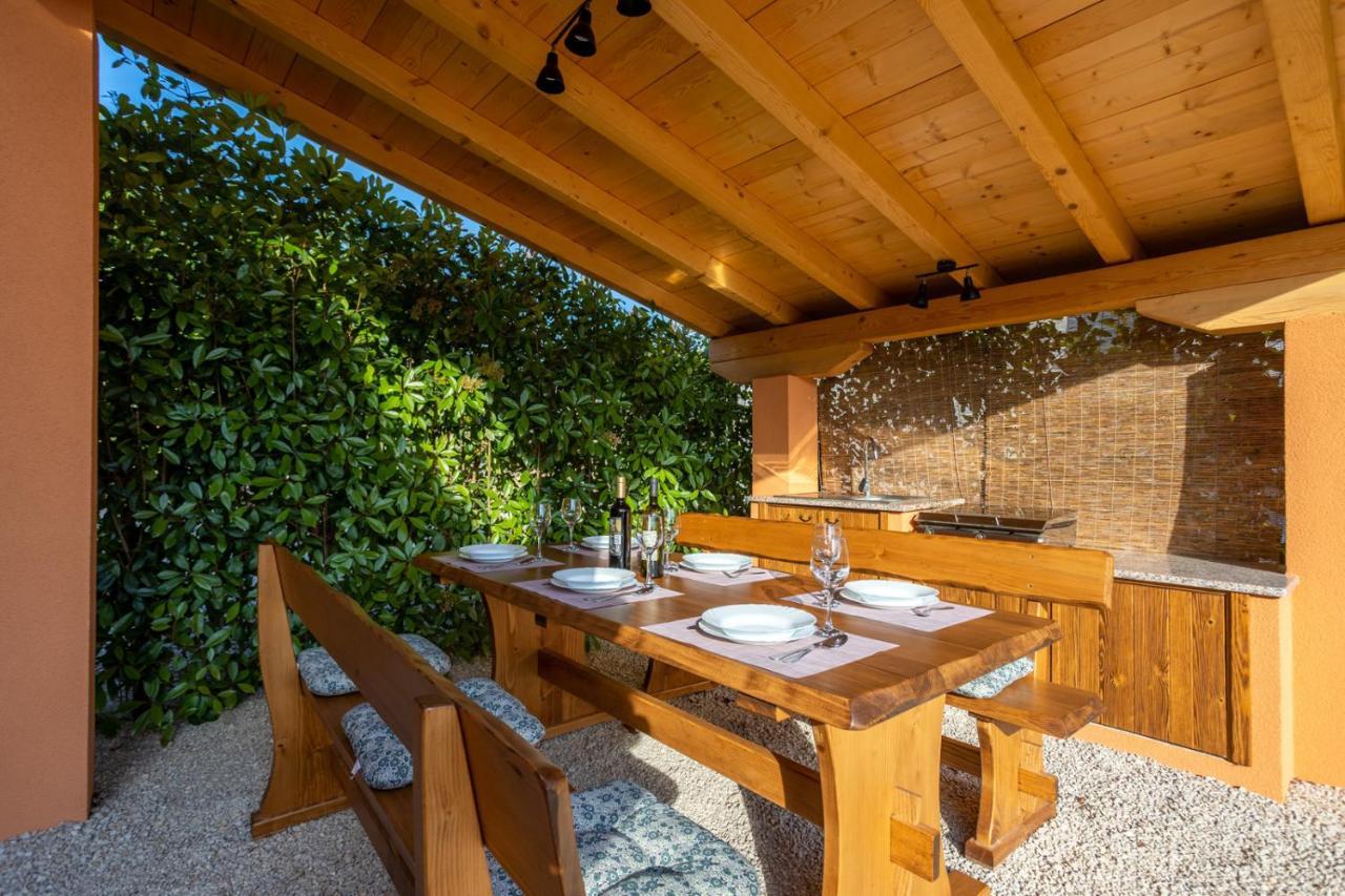 Holiday House Toici Nenadici  Экстерьер фото